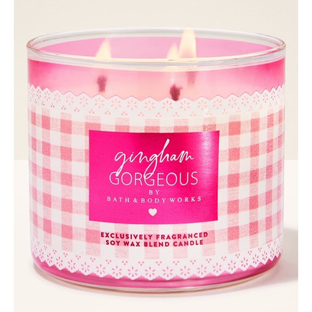 Bath & Body Works Gingham Gorgeous Pink Gingham Candle